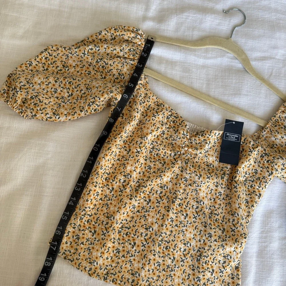 Abercrombie & Fitch Yellow Floral Puff Sleeve Smocked Back Top NWT XS - Picture 6 of 6